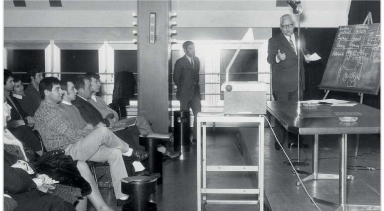 Corso sulla stabilità dei sistemi 1968.jpg